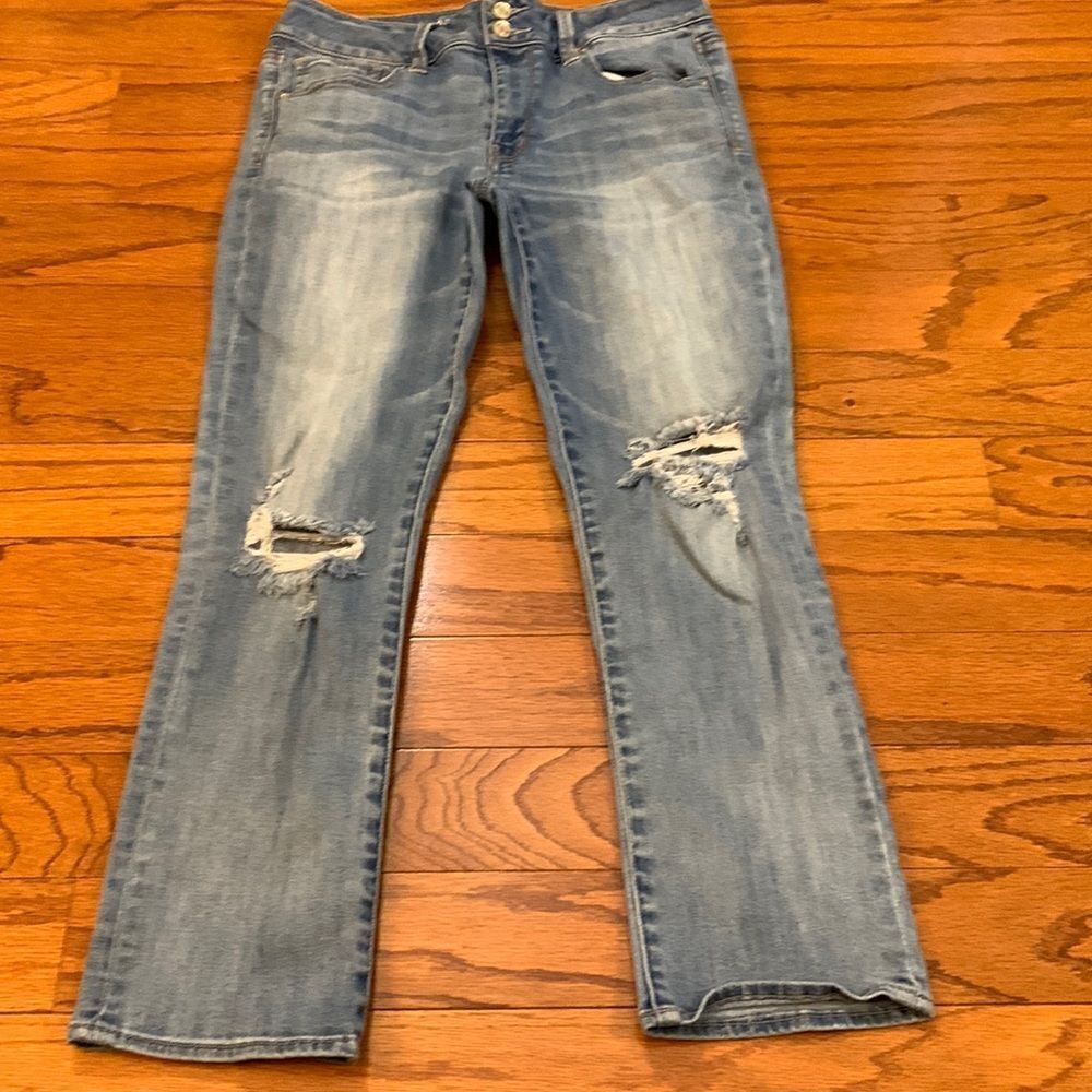 American Eagle Size 8 Artist Crop denim jeans
